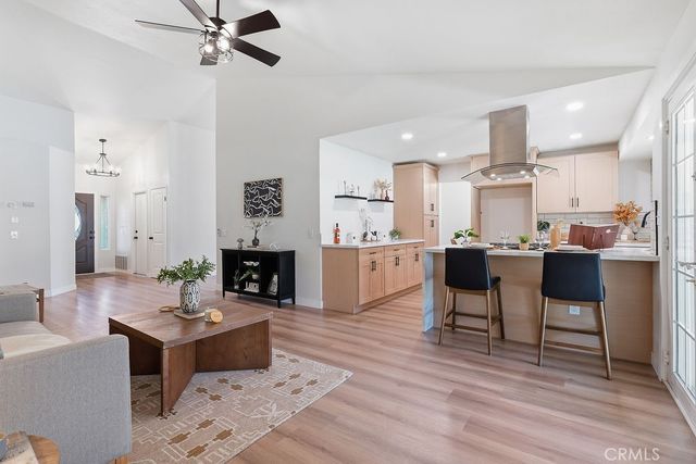 8097 Stonemist, Riverside, CA 92509