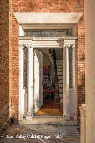 14 Fabiano Boulevard, Hudson, NY 12534