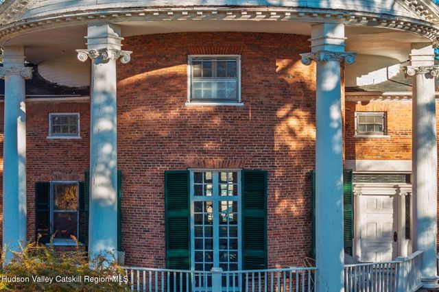 14 Fabiano Boulevard, Hudson, NY 12534