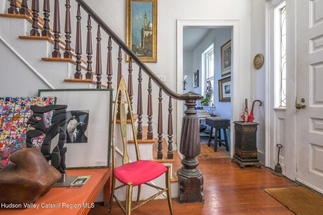 14 Fabiano Boulevard, Hudson, NY 12534