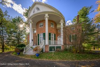 14 Fabiano Boulevard, Hudson, NY 12534