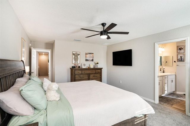 6518 PEBBLEBROOKE DRIVE, Zephyrhills, FL 33541