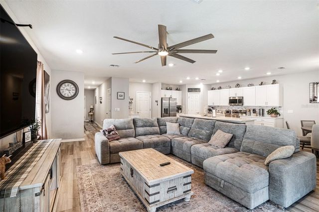 6518 PEBBLEBROOKE DRIVE, Zephyrhills, FL 33541