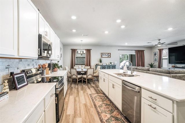 6518 PEBBLEBROOKE DRIVE, Zephyrhills, FL 33541