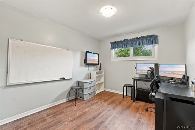 235 Belmont Court West, North Tonawanda, NY 14120