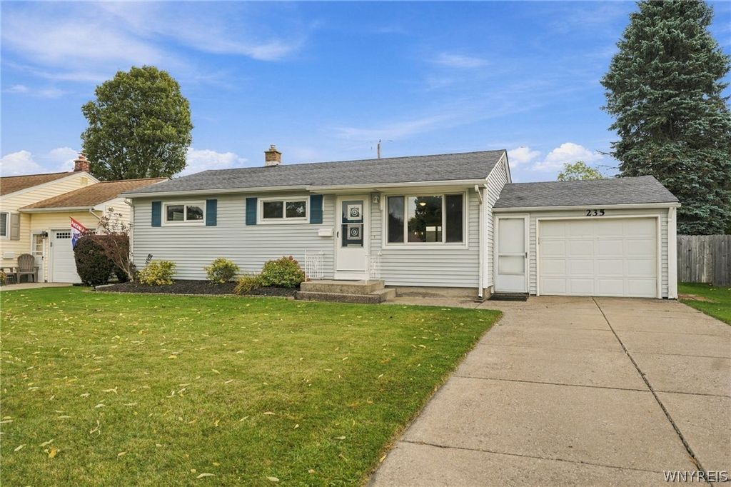 235 Belmont Court West, North Tonawanda, NY 14120