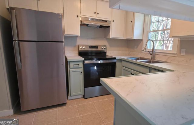 213 Stratford Drive, Warner Robins, GA 31088