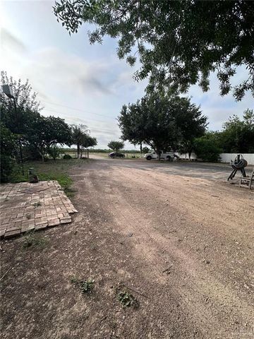 22607 N Brushline Road, Edinburg, TX 78542