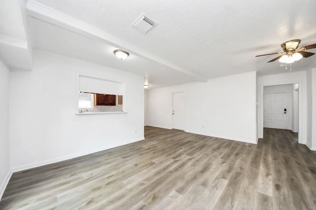 1833 El Mar Lane, Seabrook, TX 77586