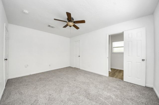 1833 El Mar Lane, Seabrook, TX 77586