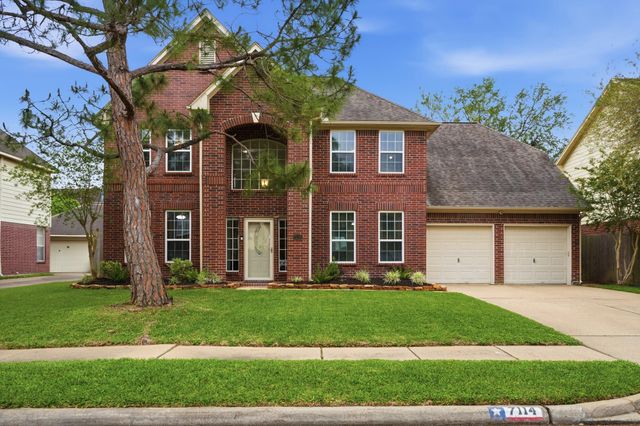 7114 Trimstone Drive, Pasadena, TX 77505