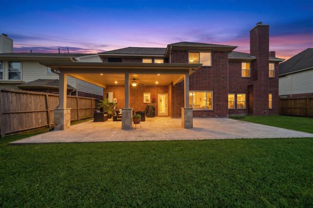 7114 Trimstone Drive, Pasadena, TX 77505