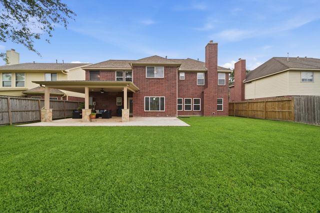 7114 Trimstone Drive, Pasadena, TX 77505