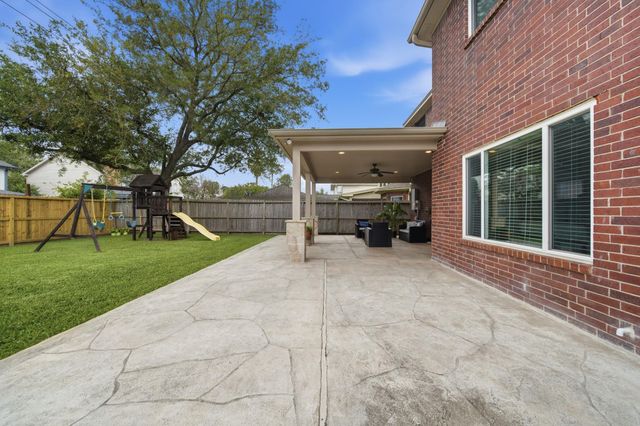 7114 Trimstone Drive, Pasadena, TX 77505