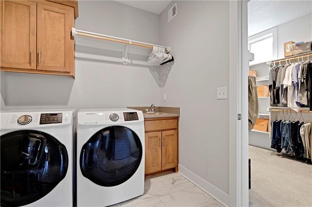 2344 W 146th Terrace, Leawood, KS 66224