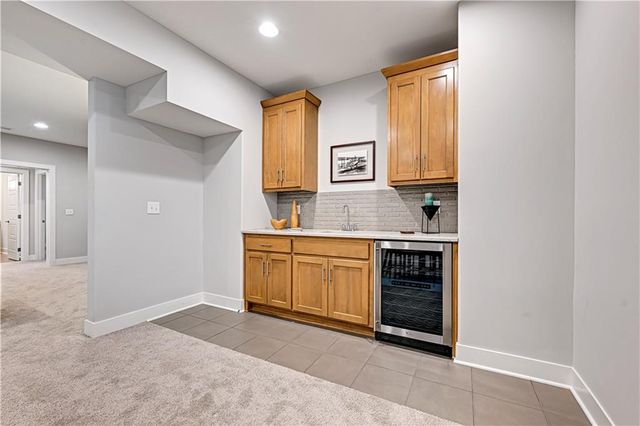 2344 W 146th Terrace, Leawood, KS 66224