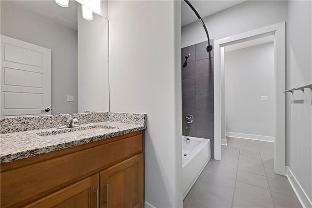 2344 W 146th Terrace, Leawood, KS 66224