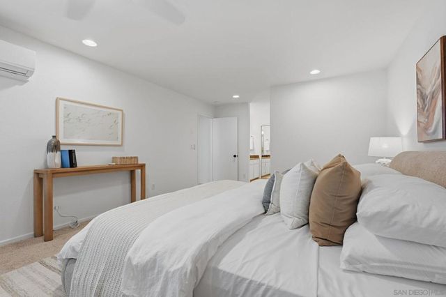 533 S Sierra 135, Solana Beach, CA 92075