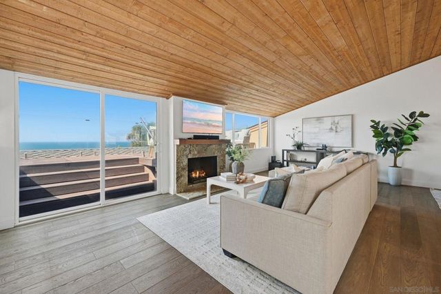 533 S Sierra 135, Solana Beach, CA 92075