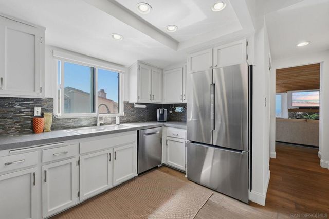 533 S Sierra 135, Solana Beach, CA 92075