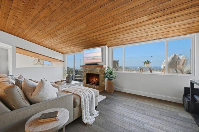 533 S Sierra 135, Solana Beach, CA 92075