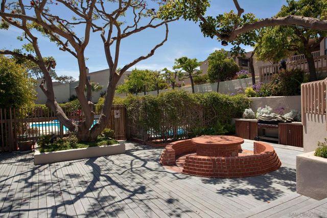 533 S Sierra 135, Solana Beach, CA 92075