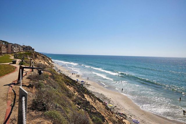 533 S Sierra 135, Solana Beach, CA 92075