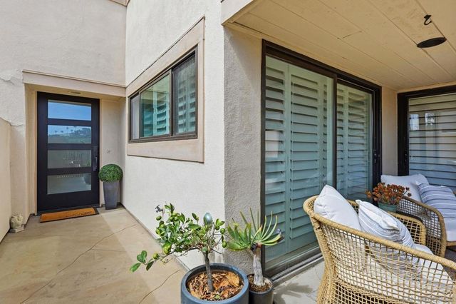 533 S Sierra 135, Solana Beach, CA 92075