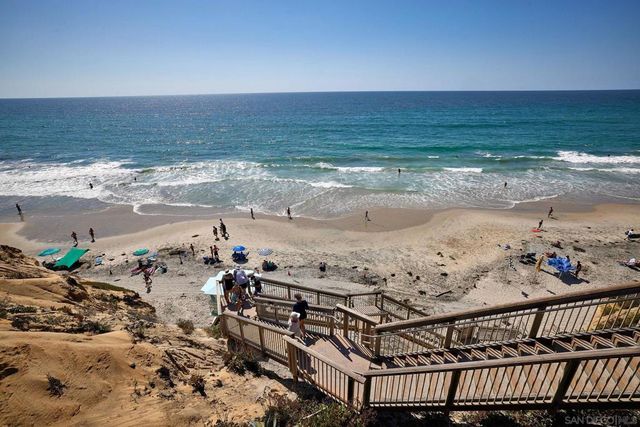 533 S Sierra 135, Solana Beach, CA 92075