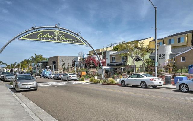 533 S Sierra 135, Solana Beach, CA 92075