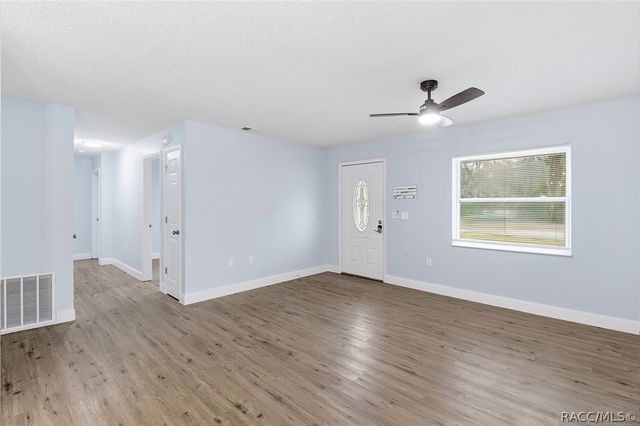 2951 N Carleen Terrace, Crystal River, FL 34428