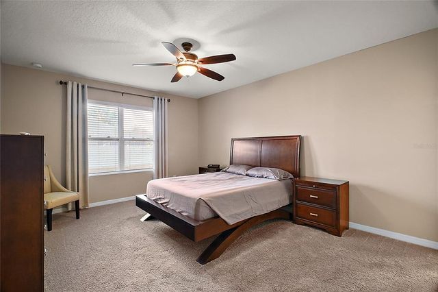 36628 GRAND ISLAND OAKS CIR, Grand Island, FL 32735