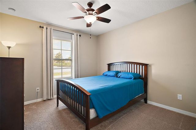 36628 GRAND ISLAND OAKS CIR, Grand Island, FL 32735