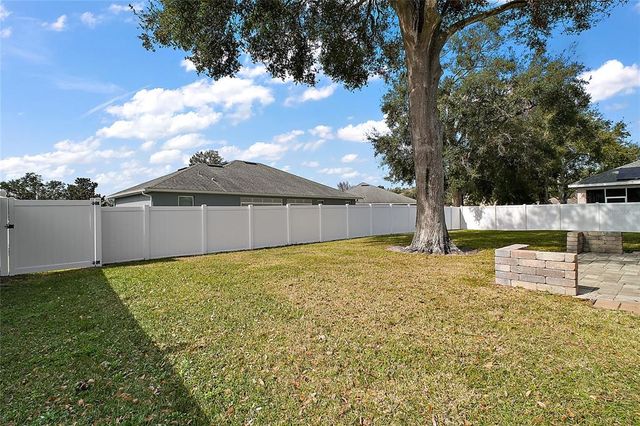 36628 GRAND ISLAND OAKS CIR, Grand Island, FL 32735