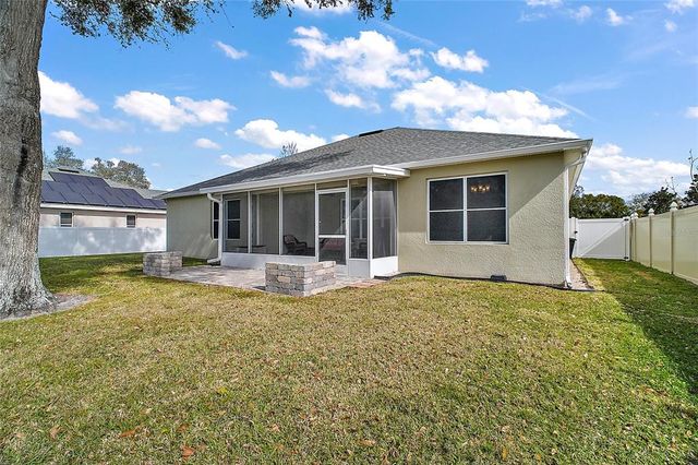 36628 GRAND ISLAND OAKS CIR, Grand Island, FL 32735