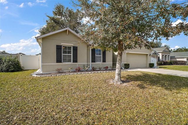 36628 GRAND ISLAND OAKS CIR, Grand Island, FL 32735