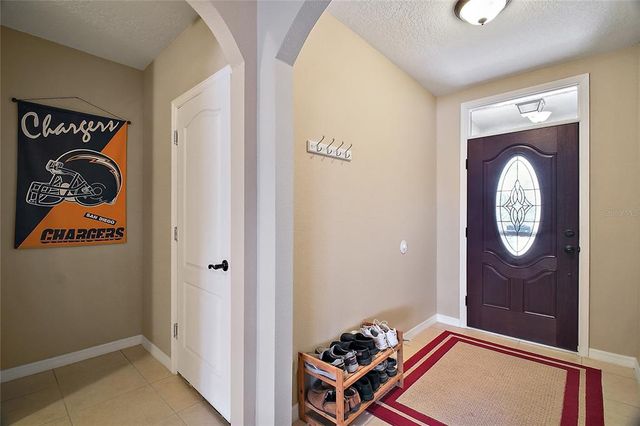 36628 GRAND ISLAND OAKS CIR, Grand Island, FL 32735