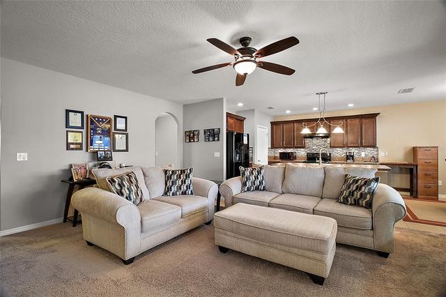 36628 GRAND ISLAND OAKS CIR, Grand Island, FL 32735