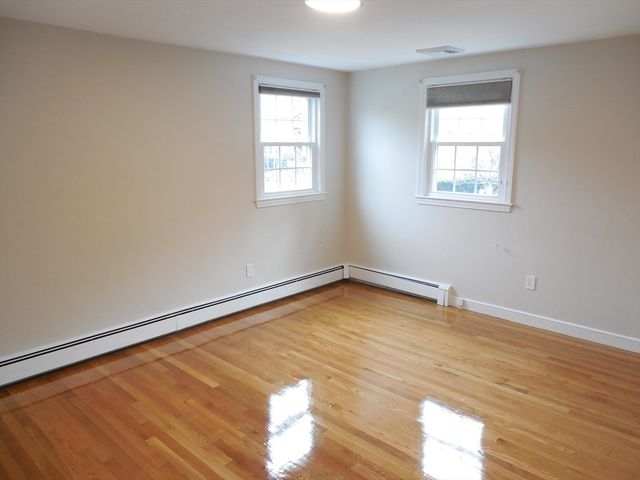 166 Totten Pond Rd, Waltham, MA 02451