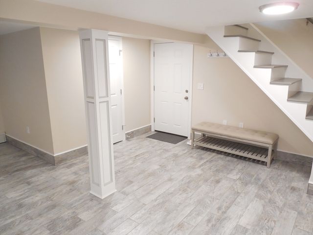 166 Totten Pond Rd, Waltham, MA 02451