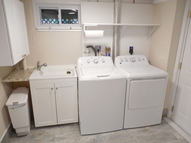 166 Totten Pond Rd, Waltham, MA 02451