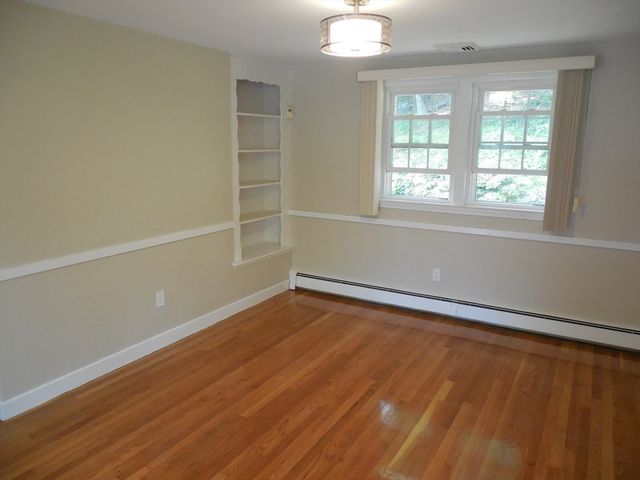 166 Totten Pond Rd, Waltham, MA 02451