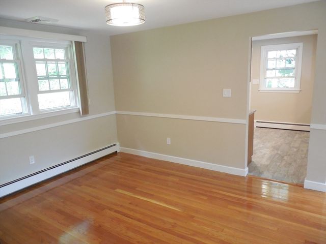 166 Totten Pond Rd, Waltham, MA 02451