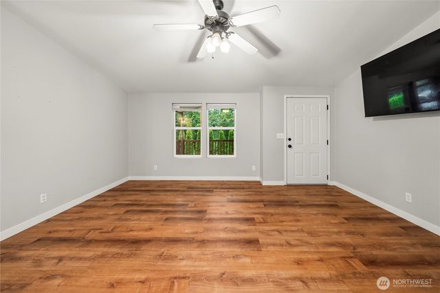 11814 4th Street E, Edgewood, WA 98372