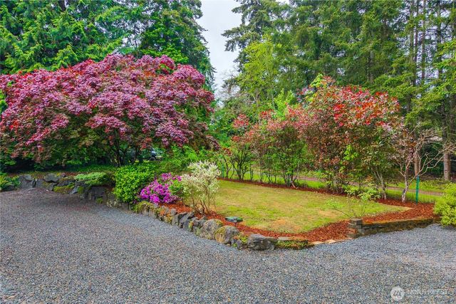 11814 4th Street E, Edgewood, WA 98372