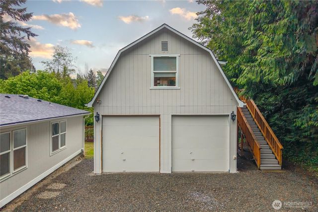 11814 4th Street E, Edgewood, WA 98372