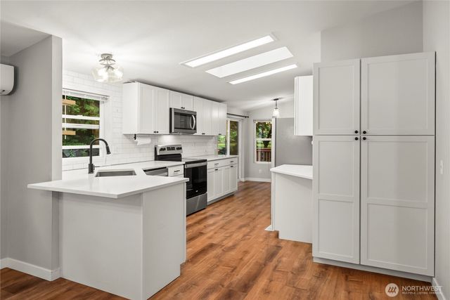 11814 4th Street E, Edgewood, WA 98372