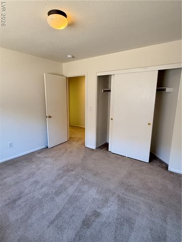 8108 Roundup Ridge Street, Las Vegas, NV 89131
