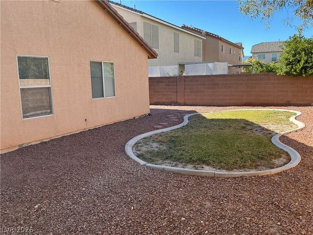 8108 Roundup Ridge Street, Las Vegas, NV 89131