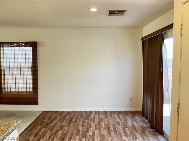 8108 Roundup Ridge Street, Las Vegas, NV 89131